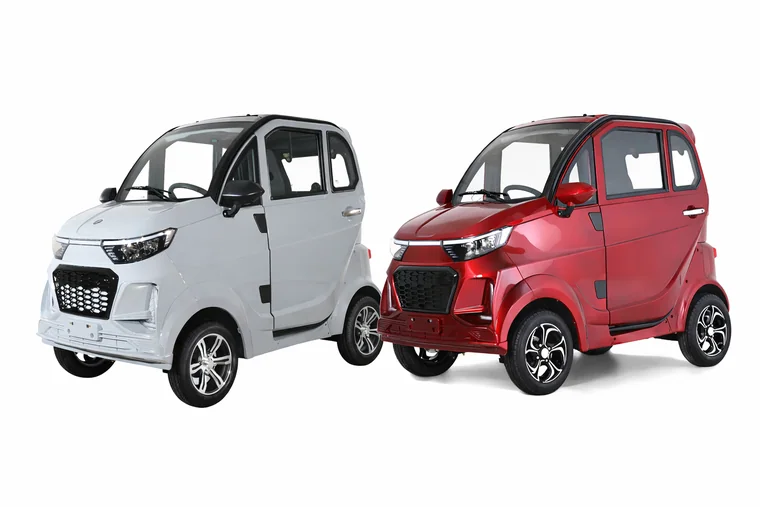 Kabinenroller „Electron“, 45 km/h“ width=